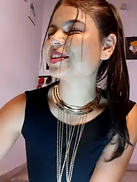 Snapshot of Cleo_hills chatting on May 10, 2026, 1:20 am Cleo hills online show from May 10, 2026, 1:20 am