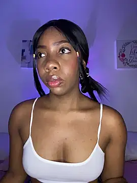 Snapshot of Meganbarko1 chatting on March 6, 2026, 1:44 am Meganbarko1 online show from March 6, 2026, 1:44 am