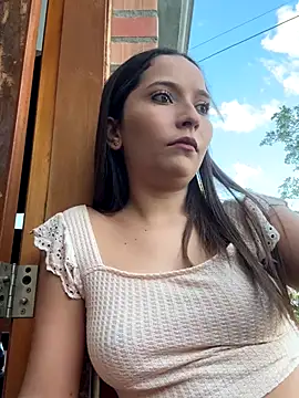 Snapshot of Penelope-Hot chatting on November 6, 2025, 9:41 pm Penelope-Hot online show from November 6, 2025, 9:41 pm