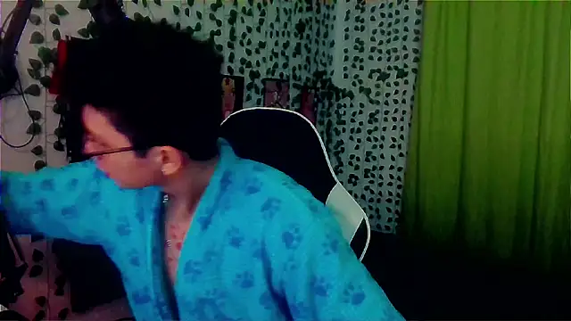 Snapshot of Andy_gray chatting on October 20, 2025, 11:55 am Andy gray online show from October 20, 2025, 11:55 am