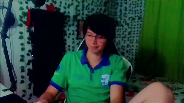 Snapshot of Andy_gray chatting on October 16, 2025, 1:47 am Andy gray online show from October 16, 2025, 1:47 am