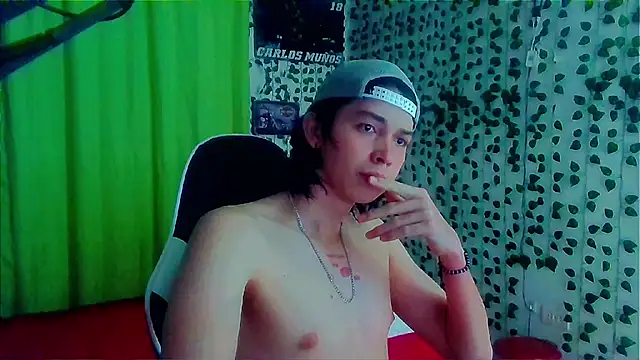 Snapshot of Andy_gray chatting on October 1, 2025, 2:32 pm Andy gray online show from October 1, 2025, 2:32 pm