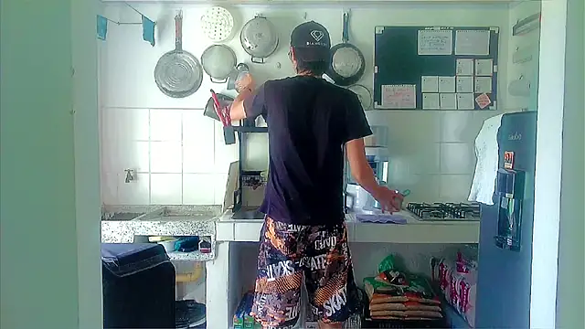 Snapshot of Andy_gray chatting on October 13, 2025, 4:08 pm Andy gray online show from October 13, 2025, 4:08 pm