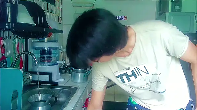 Andy gray online show from April 6, 2026, 4:52 pm