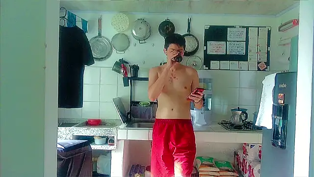 Snapshot of Andy_gray chatting on November 12, 2025, 1:15 pm Andy gray online show from November 12, 2025, 1:15 pm