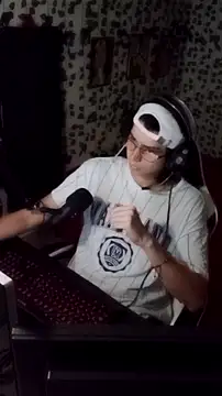 Snapshot of Andy_gray chatting on October 2, 2025, 2:37 am Andy gray online show from October 2, 2025, 2:37 am