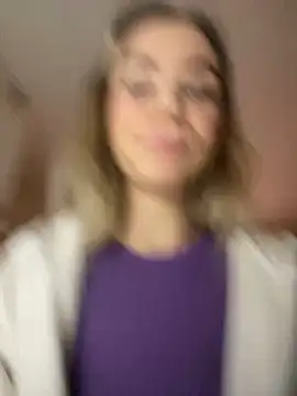 Snapshot of SkyBriii chatting on January 29, 2025, 6:50 pm SkyBriii online show from January 29, 2025, 6:50 pm