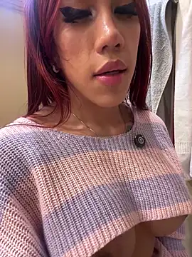 Snapshot of LushianaFitness chatting on February 15, 2025, 8:01 pm LushianaFitness online show from February 15, 2025, 8:01 pm