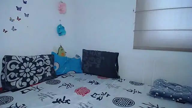 Julieta Hass online show from February 23, 2026, 9:04 pm