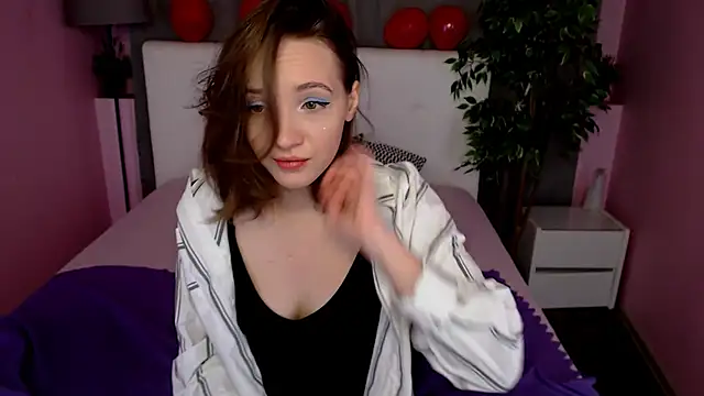 Snapshot of Trendock chatting on March 6, 2025, 10:41 am Trendock online show from March 6, 2025, 10:41 am