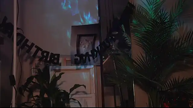 Snapshot of Arianna_Richi chatting on November 2, 2025, 5:01 am Arianna Richi online show from November 2, 2025, 5:01 am