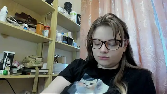 Snapshot of Seductive_She_Wolf chatting on May 5, 2026, 2:47 am Seductive She Wolf online show from May 5, 2026, 2:47 am