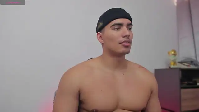 Snapshot of JamesGraay chatting on December 5, 2025, 6:50 pm JamesGraay online show from December 5, 2025, 6:50 pm