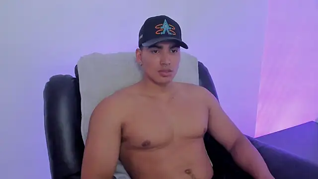 Snapshot of JamesGraay chatting on February 26, 2025, 4:16 pm JamesGraay online show from February 26, 2025, 4:16 pm