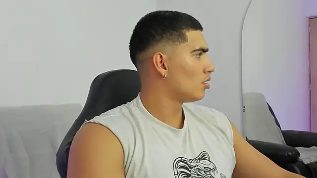 Snapshot of JamesGraay chatting on February 11, 2025, 6:30 am JamesGraay online show from February 11, 2025, 6:30 am