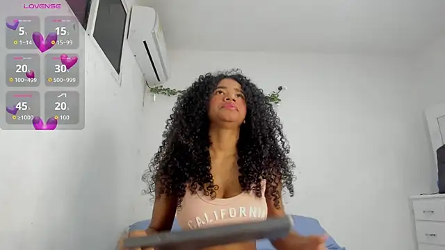 Snapshot of ashley_lemus chatting on February 8, 2026, 1:31 pm ashley lemus online show from February 8, 2026, 1:31 pm