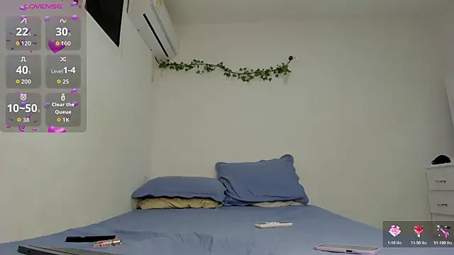 Snapshot of ashley_lemus chatting on November 21, 2025, 2:10 am ashley lemus online show from November 21, 2025, 2:10 am