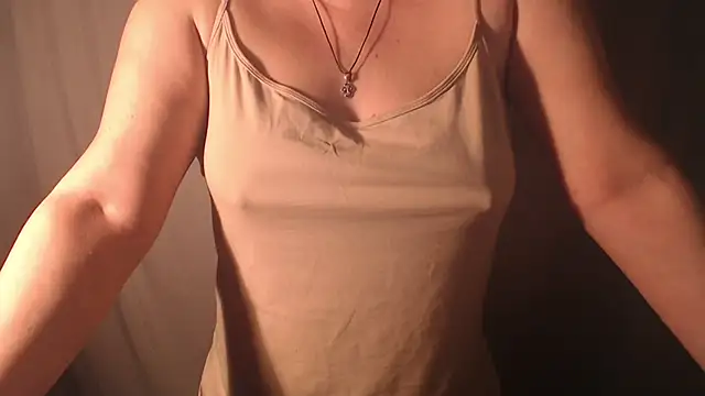 Snapshot of 1BECHA1 chatting on January 13, 2026, 1:20 am 1BECHA1 online show from January 13, 2026, 1:20 am