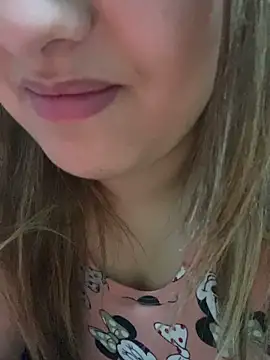 yassminsexy22 online show from February 15, 2026, 2:45 am