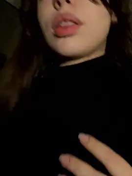 pantyless online show from December 5, 2024, 11:12 pm