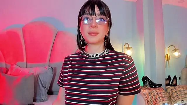 Snapshot of sweeet_peach chatting on September 29, 2025, 10:26 pm sweeet peach online show from September 29, 2025, 10:26 pm