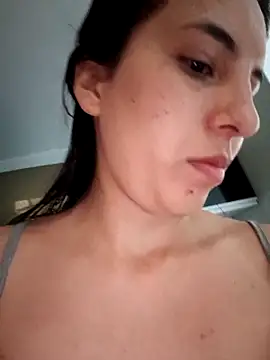 Bonny Klote online show from October 24, 2025, 3:11 pm