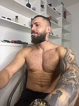 Snapshot of LoveIsBlind_ chatting on September 23, 2025, 3:57 am LoveIsBlind  online show from September 23, 2025, 3:57 am