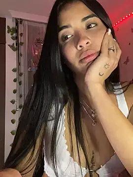 Snapshot of lina_pink chatting on March 19, 2025, 5:30 am lina pink online show from March 19, 2025, 5:30 am