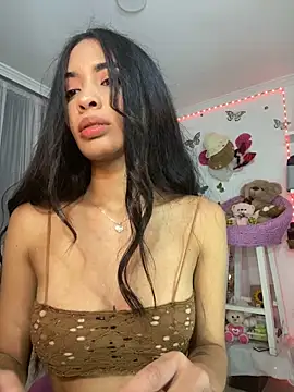 Snapshot of lina_pink chatting on December 9, 2024, 11:24 pm lina pink online show from December 9, 2024, 11:24 pm