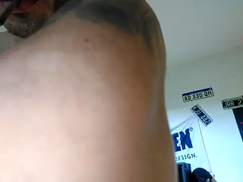 Snapshot of dangerman94 chatting on December 14, 2025, 9:37 am dangerman94 online show from December 14, 2025, 9:37 am