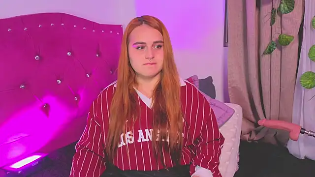 evy orange1 online show from September 29, 2025, 12:39 am