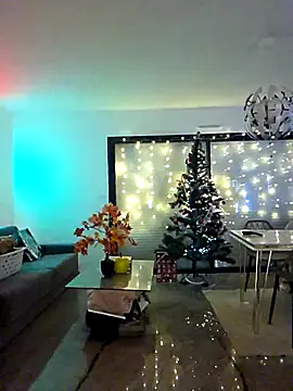 Snapshot of Giuliana_baby chatting on December 4, 2025, 8:35 am Giuliana baby online show from December 4, 2025, 8:35 am