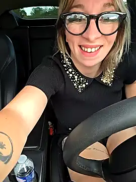 Snapshot of Giuliana_baby chatting on September 15, 2025, 4:40 pm Giuliana baby online show from September 15, 2025, 4:40 pm