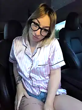 Snapshot of Giuliana_baby chatting on September 25, 2025, 5:46 am Giuliana baby online show from September 25, 2025, 5:46 am