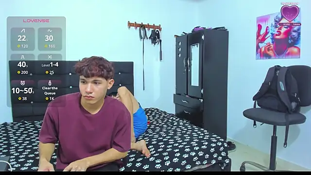 Snapshot of Alexander_and_Xiao chatting on February 7, 2026, 7:55 pm Alexander and Xiao online show from February 7, 2026, 7:55 pm