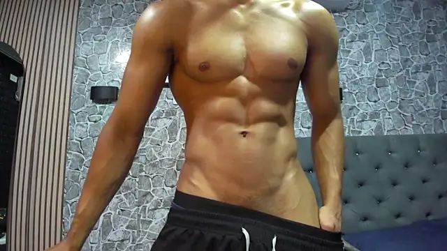 Snapshot of chriss_jones1 chatting on November 14, 2025, 10:46 pm chriss jones1 online show from November 14, 2025, 10:46 pm