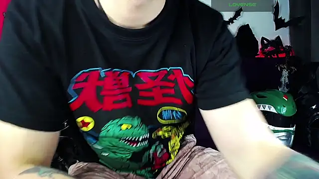 Snapshot of blckwolf_6 chatting on November 1, 2025, 5:51 pm blckwolf 6 online show from November 1, 2025, 5:51 pm