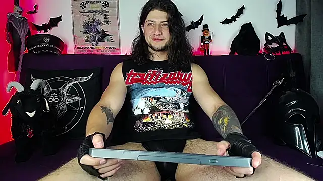 Snapshot of blckwolf_6 chatting on November 6, 2025, 10:25 pm blckwolf 6 online show from November 6, 2025, 10:25 pm