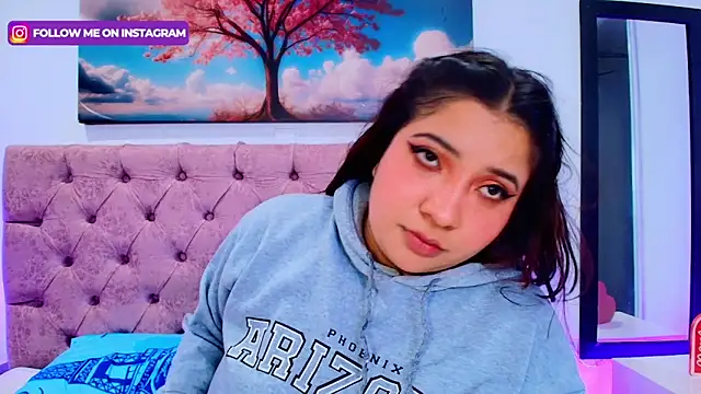 Snapshot of Emma_monserrat chatting on November 9, 2025, 7:56 am Emma monserrat online show from November 9, 2025, 7:56 am