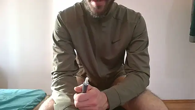 Snapshot of Turkboy_17 chatting on February 15, 2025, 2:22 pm Turkboy 17 online show from February 15, 2025, 2:22 pm