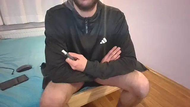 Snapshot of Turkboy_17 chatting on February 12, 2025, 6:19 pm Turkboy 17 online show from February 12, 2025, 6:19 pm