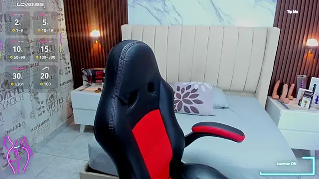 Snapshot of CAMILAGRAY chatting on February 17, 2026, 12:13 pm CAMILAGRAY online show from February 17, 2026, 12:13 pm