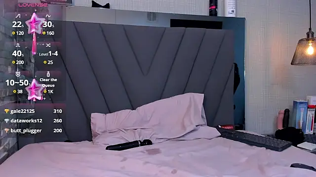 CAMILAGRAY online show from March 20, 2025, 3:47 pm