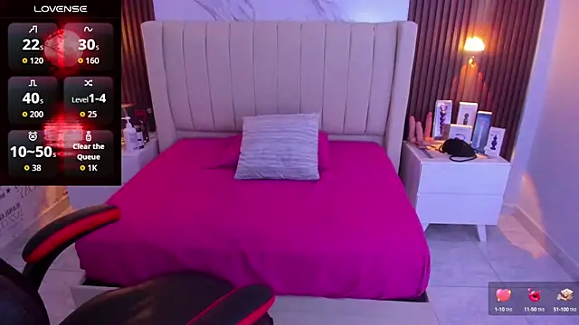 CAMILAGRAY online show from September 17, 2025, 12:51 pm