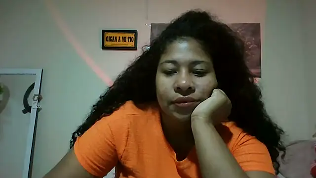 Snapshot of Ivon-09 chatting on May 23, 2026, 11:53 am Ivon-09 online show from May 23, 2026, 11:53 am