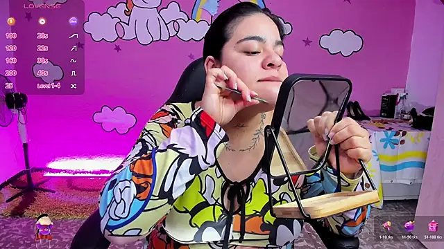 Sharon hils online show from February 10, 2026, 11:53 am