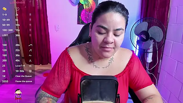 Sharon hils online show from February 9, 2025, 3:23 pm