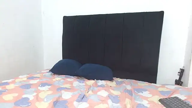 charlotte slut online show from June 29, 2026, 11:32 am