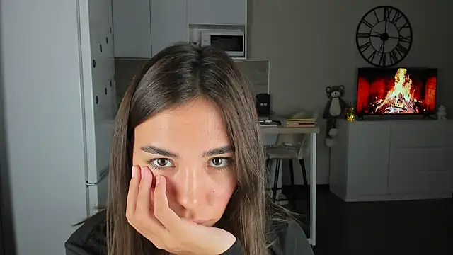 Snapshot of nilliluv chatting on September 19, 2025, 11:31 pm nilliluv online show from September 19, 2025, 11:31 pm