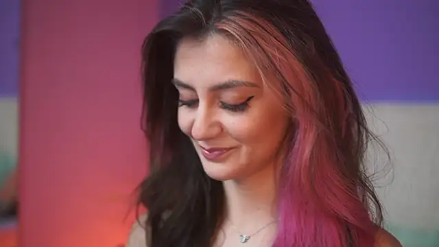 SabrinaHope online show from December 14, 2025, 8:47 pm